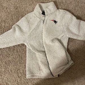 nfl juniors collection fuzzy soft zip up patriots jacket size L